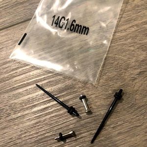Set of ear gauges/stretchers Size 1.6mm/14G